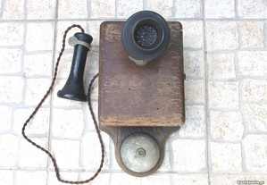 Telefone antigo Bell Ericsson peça Museu