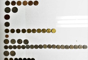 Colecção de 58 moedas antigas