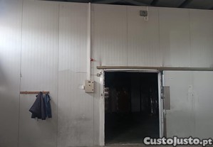 Cmara de frio com 2 motores