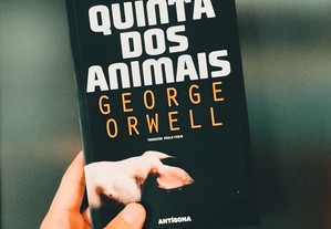 Livro - "A Quinta dos Animais" (George Orwell)