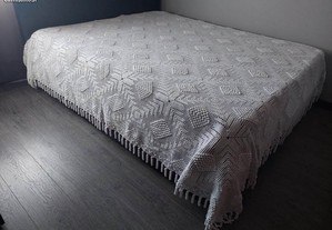 Colcha de renda/croché feita à mão para cama