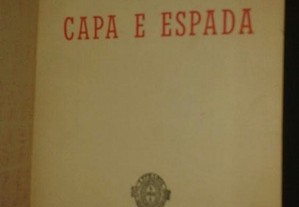 Capa e espada, de Henrique Lopes Mendonça.