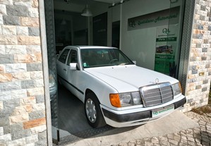 Mercedes-Benz E 200 D