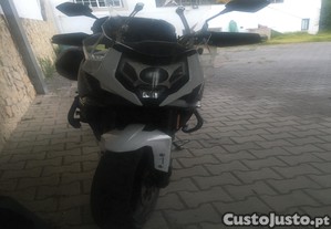 Moto CF 650 MT