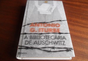 "A Bibliotecária de Auschwitz" de Antonio G. Iturbe - 1ª Edição de 2017