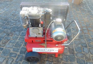 Compressor DELAIR DEP Duplo 11+11 5.5HP 380V em Fe