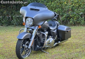 Harley-Davidson Street Glide Special 107 - 16