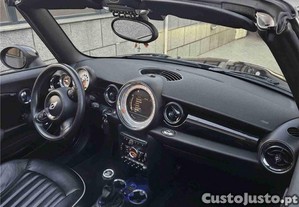 MINI Cooper D Cabrio - 12