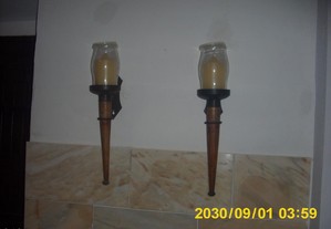 2 candeeiros a vela