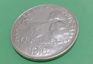 Linda moeda de 1 escudo 1910 em prata