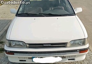 Toyota Corolla 1.8D - 89