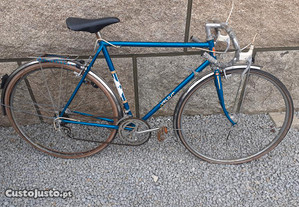 Bicicleta de corrida antiga velosolex