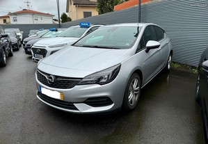 Opel Astra 1.2 T Design & Tech S/S