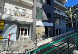 Loja Localizada Na Ajuda So Martinho Funchal
