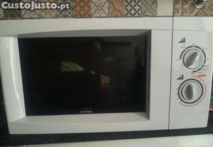 Microondas 23 lts