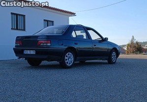 Peugeot 405 1.6 - 92