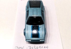 Miniatura DMC - DeLoren da Hot Wheels