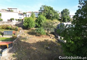 Terreno Urbano Burgães