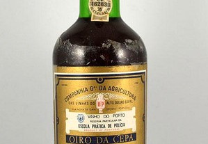 Garrafa de Vinho do Porto Real Companhia