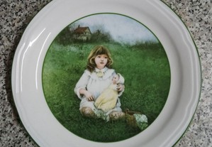 Prato em porcelana de Ana Muñoz de 1984