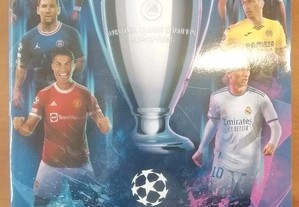 Caderneta de cromos futebol da UEFA Champions League 2021/22 estado novo é vazia