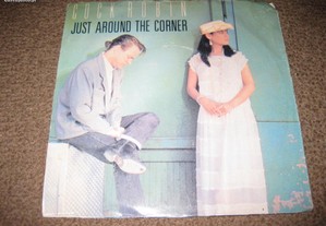 Vinil Single 45 rpm dos Cock Robin "Just Around The Corner"
