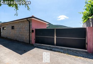 Moradia T3 Totalmente Renovada