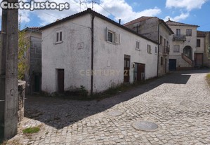 Moradia em Penalva do Castelo