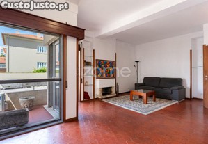 Apartamento T4 Com Varanda E Garagem Fechada,...