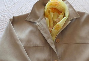 Camisa bege, tecido aveludado - XL - Como nova