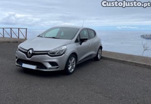 Renault Clio Limited - 18