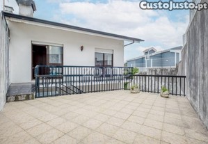 Moradia T3 Com Jardim, Garagem E Sótão - Valbom...
