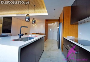 Apartamento T2 Novo Em Santa Marta De Portuzelo...