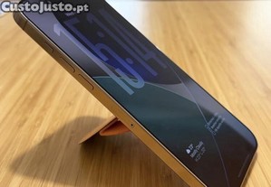 IPhone 16 Pro Max 512GB, Titanium Desert. Com capa