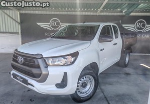Toyota Hilux 2.4 D-4D 4WD CE 3L