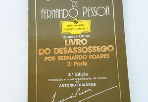 Livro do Desassossego por Bernardo Soares