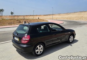 Nissan Almera Van (Evhn16)