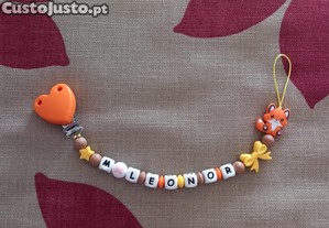 Prende chupetas e mordedores em silicone