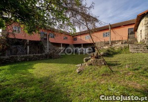 Quinta De Sinde Com 30 Hectares Na Póvoa De...