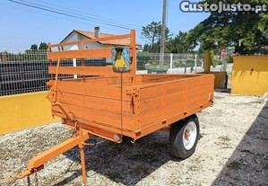 Reboque para trator agrcola