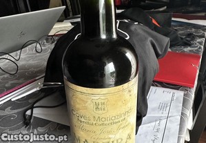 Vinho da Madeira Caves Mariazinha 25 anos