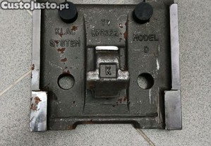 Base Klac Modelo D