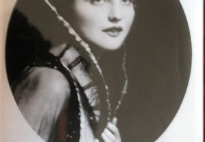 Agnes Aires, foto original da atriz. 24x18,4 cm