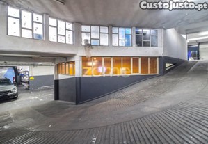 Loja/ Armazém Para Comércio E Pequena Industria...