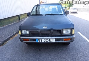 Nissan Pick Up D21 5 Lugares - 94