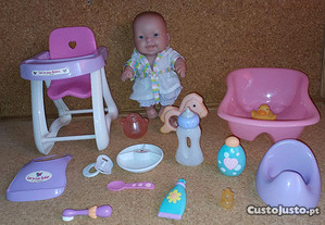 Boneco bebé com 2 dentinhos + roupa , banheira, cadeira, penico, biberão, chupeta...
