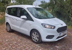 Ford Tourneo Courrier 1.5 TDCi