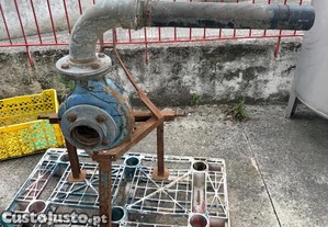 Bomba de Agua Trator