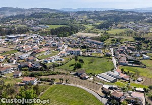 Terreno Com Moradia Para Reconstrução