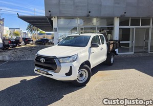 Toyota Hilux 2.4 D-4D 4WD CE 3L